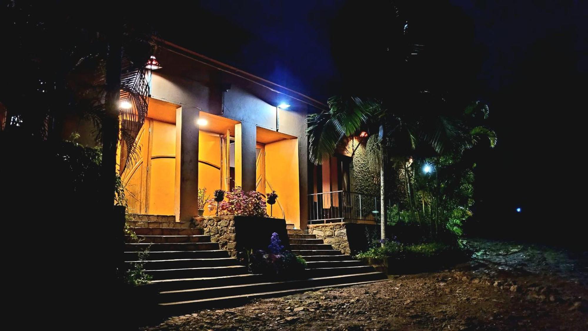 Babylon Lodge Marangu المظهر الخارجي الصورة